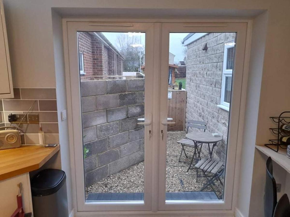 Outstanding Modern 1-Bed House In Chippenham Chippenham (Wiltshire) Zewnętrze zdjęcie